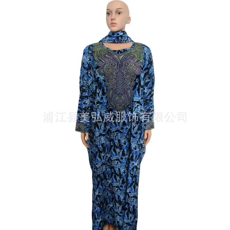 High-End Rayon Robe, Sun-Protective and Breathable Beach Cover-Up, Modest Wear Headscarf Set, Available for Wholesale High-End Rayon Robe, Sun-Protective and Breathable Beach Cover-Up, Modest Wear Headscarf Set, Available for Wholesale