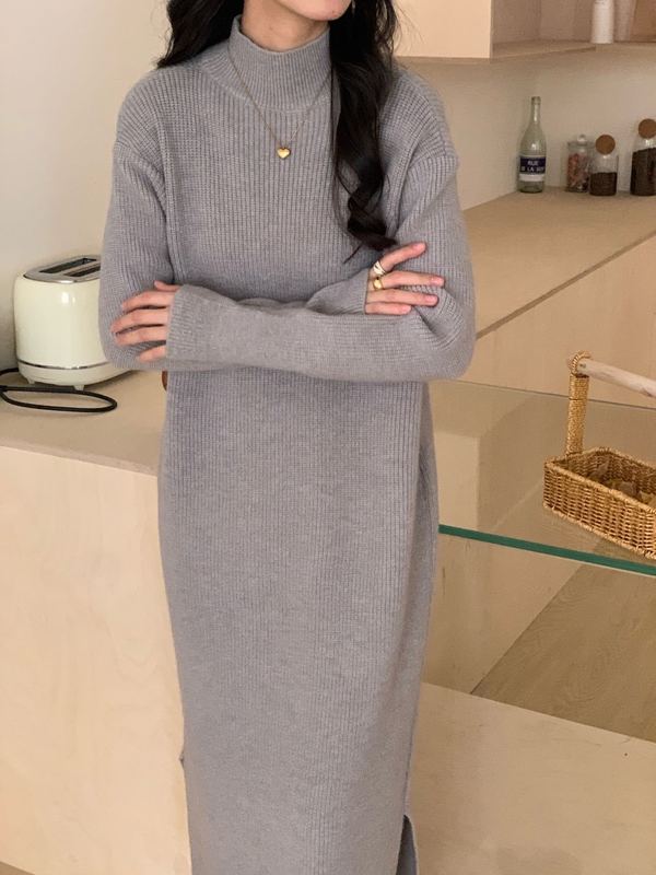 韩系简约半高领针织连衣裙女士秋冬新款加厚宽松慵懒打底毛衣长裙|undefined