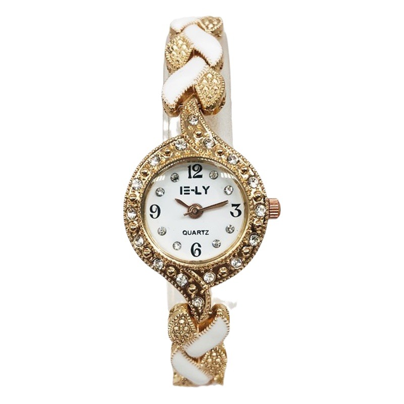 AliExpress nuevo estilo ins moda reloj de mujer amor cinturón de acero estudiante pequeño temperamento casual reloj de cuarzo de mujer