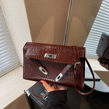 �n��С���͹�����С������Ů2025�����¿����ײɫ�ٴ�μ�б���