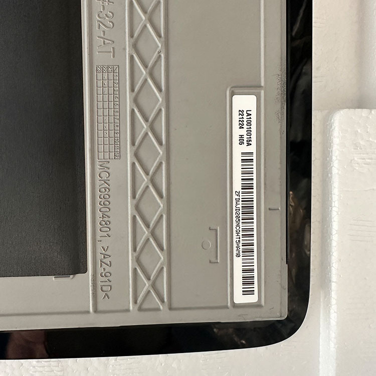 Suitable for Mercedes-Benz A205, Mercedes-Benz C200 car LCD screen LA10010016A car display, please inquire