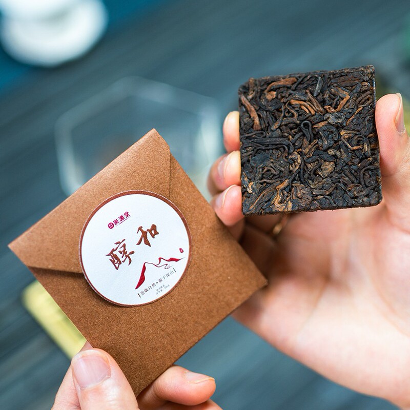 Pu'Er Cooked Tea Mellow Square Tablets 8G/Tablet Yunnan Iceland Area Ancient Tree Cooked Tea Portable Tea Manufacturer Wholesale