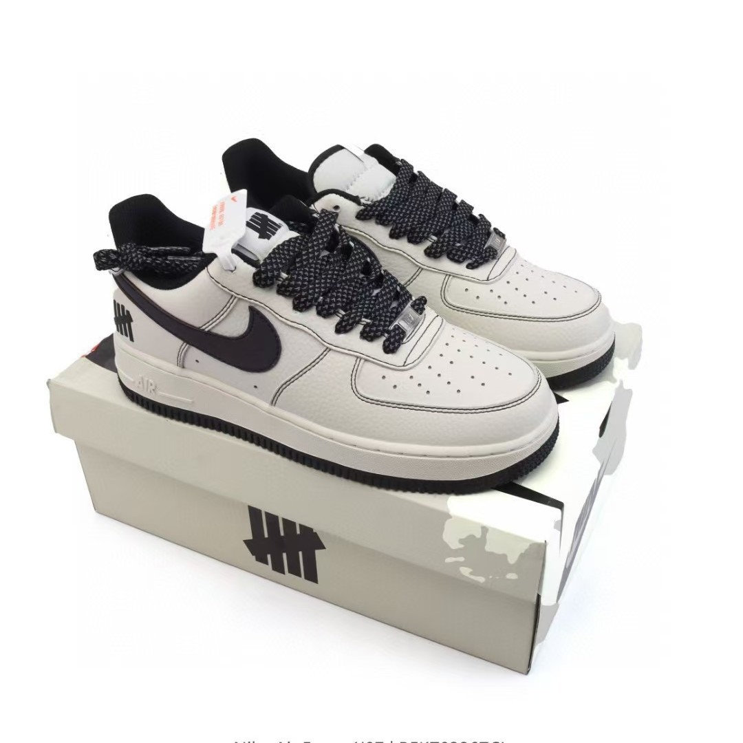 Putian zapatos corporativos AF1 fuerza aérea número uno de bajos zapatos casuales blancos en zapatos de skate para hombres y mujeres