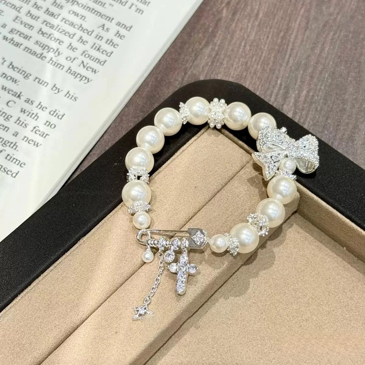 Bracelet-Silver-White