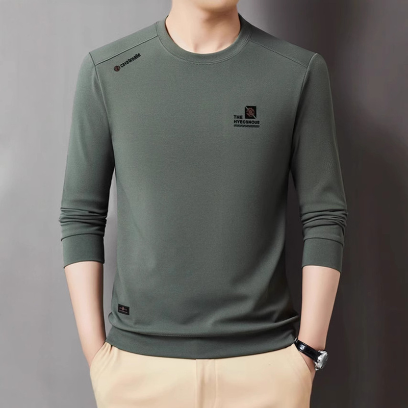 Spring and Autumn New Men's Business Casual Sweater Middle-aged Dad Crewneck Turtleneck Fashion Printed Long Sleeve Base Shirt Spring and Autumn New Men's Business Casual Sweater Middle-aged Dad Crewneck Turtleneck Fashion Printed Long Sleeve Base Shirt