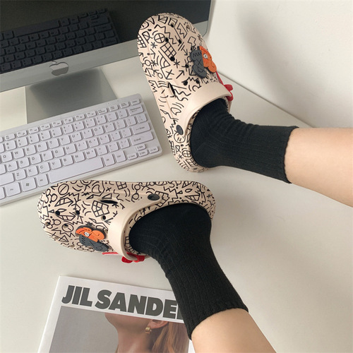 PVC clogs for outer wear  new summer anti-slip thick-soled home couple sandals and slippers, high-end sandals