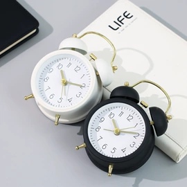 闹钟、台钟;挂钟、壁钟;座钟、立钟