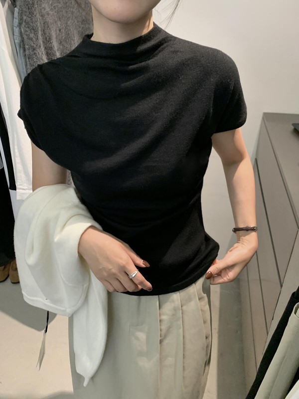 MISS密思家早秋韩系简约穿搭设计感褶皱半高领短袖针织衫女98102|undefined