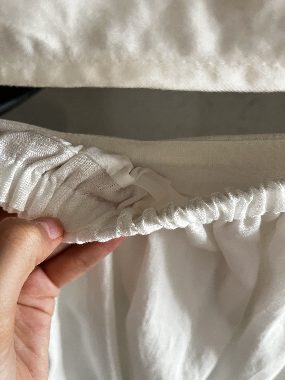 Set váy hai dây và chân váy maxi linen phong cách Hàn Quốc — Sling trắng, Trắng nửa váy chi tiết 20
