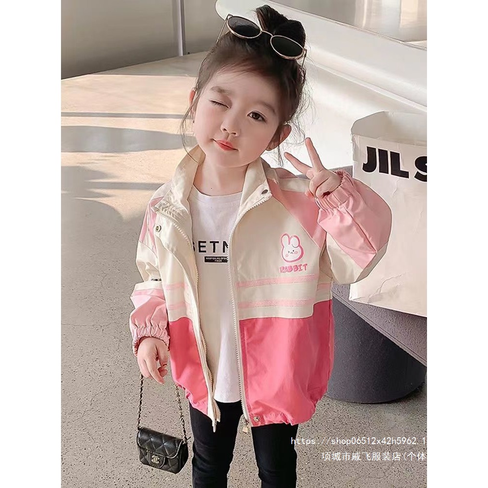 女童外套春秋款薄款儿童潮流宝宝冲锋衣春装小女孩可爱上衣夹克潮