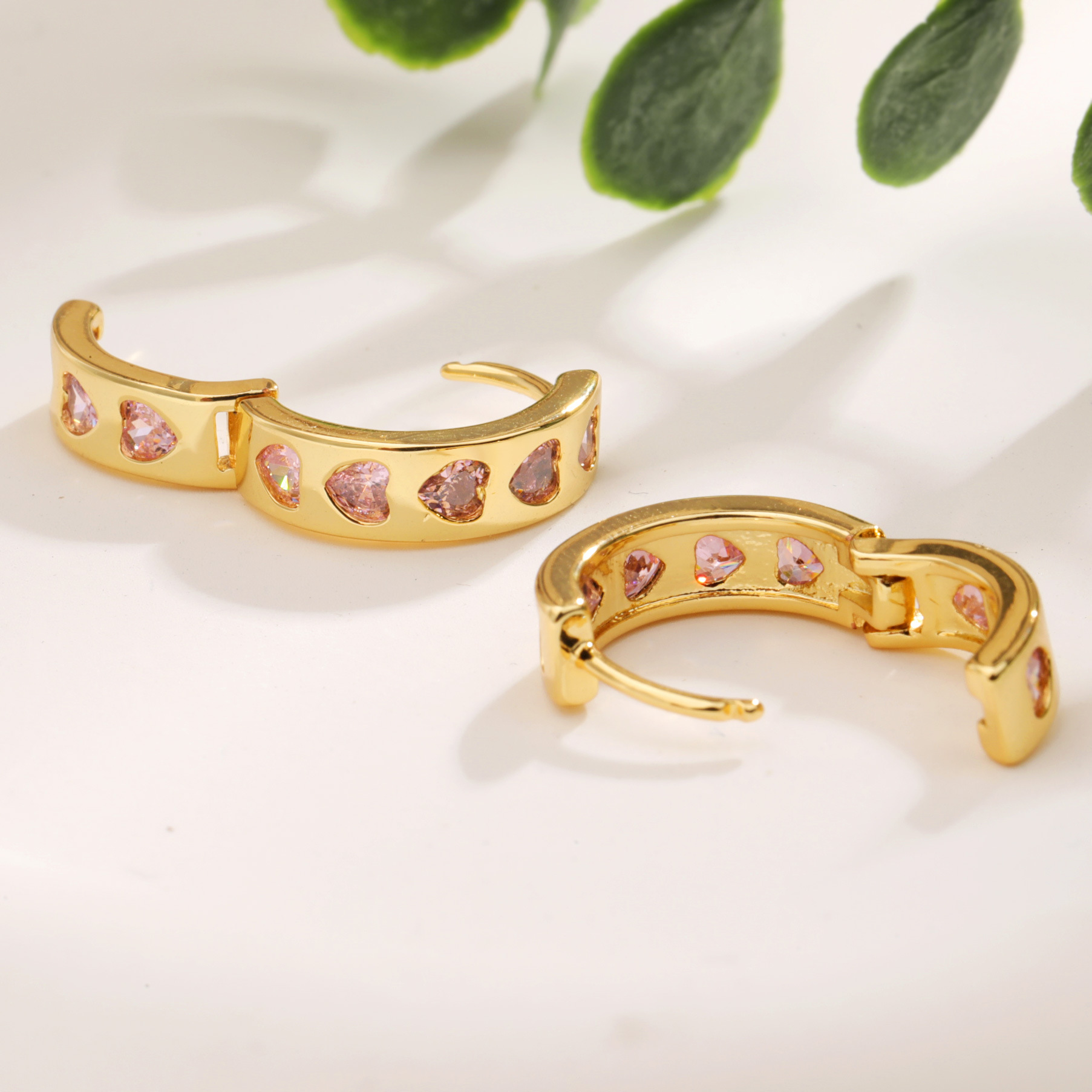 Copper Material 1 Pair Sweet Heart Shape Inlay Copper Zircon Earrings