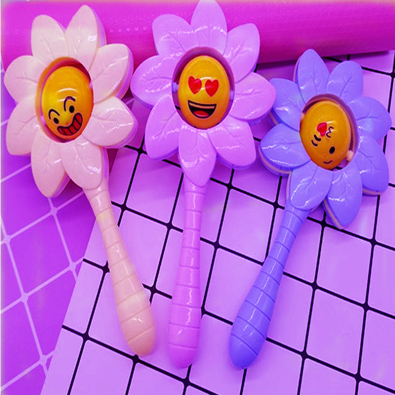 Baby and Toddler Cartoon Rattles with Flowers and Smiling Faces, from Ten Yuan Store Stalls for Wholesale, Parent-Child Interactive Toys