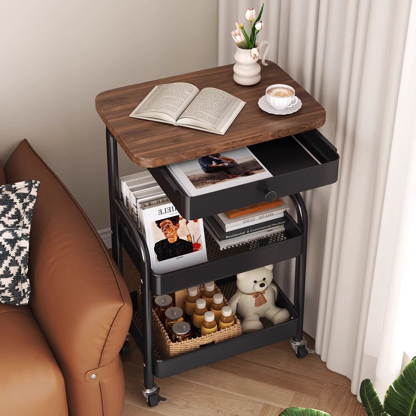 Seleccione estrictamente el lado creativo de varios estantes de almacenamiento de acero al carbono para la sala de estar simple sofá esquina pequeña mesa de té móvil