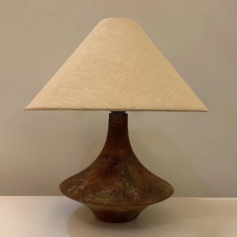 Lámpara de mesa de cerámica 4