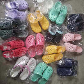 厂家直销库存杂款pvc室外洞洞男女花园鞋外贸尾货批发 套脚拖鞋