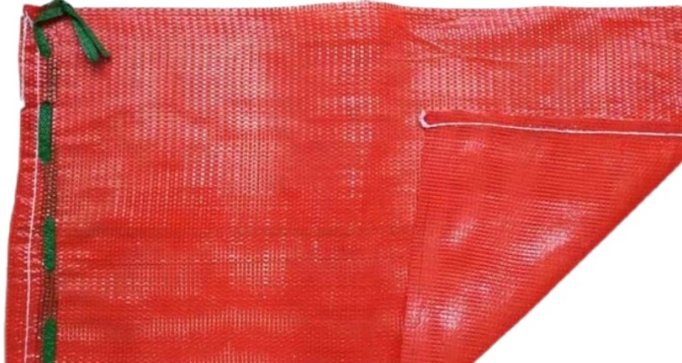 Naranja en bolsa de malla, naranja en bolsa de malla, pomelo en bolsa de malla, sandía en paquete, cebolla, patata, cuerda, bolsa de pollo