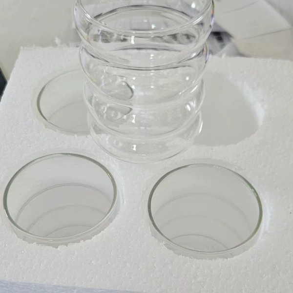 Caterpillars 4 pieces in foam + white box