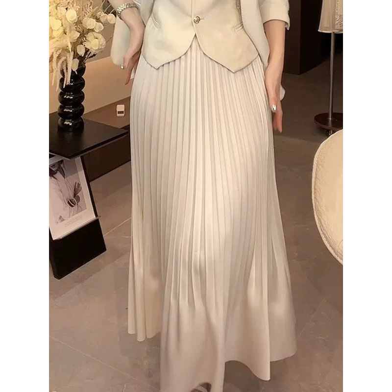 French-style Elegant All-match Slim-fit Satin Skirt for Spring and Summer 2025 High-end Slim Pleated Skirt for Women
