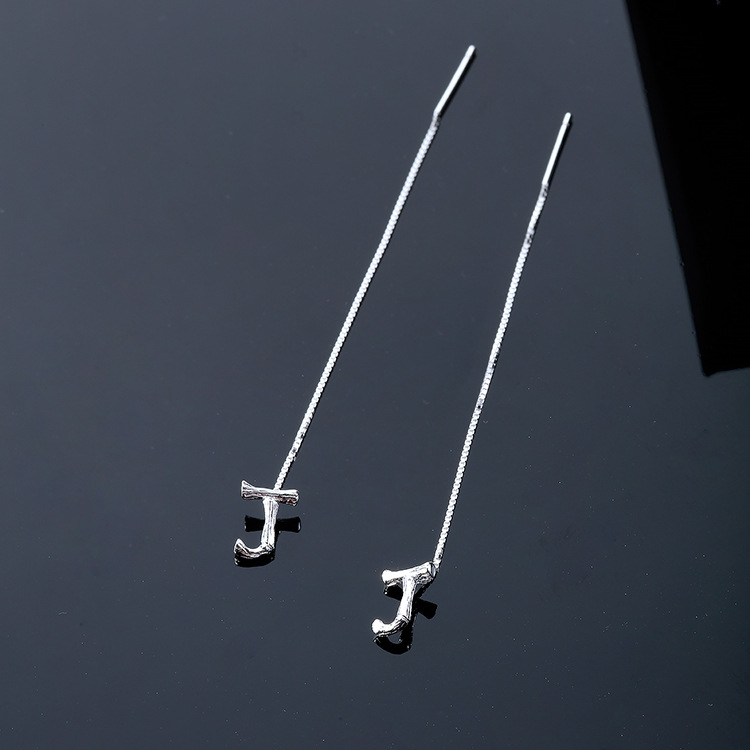 Shiai original s925 plata esterlina oído líneas inglés 26 letras cadena de la oreja moda todo-fósforo oído espárragos multi-color generación