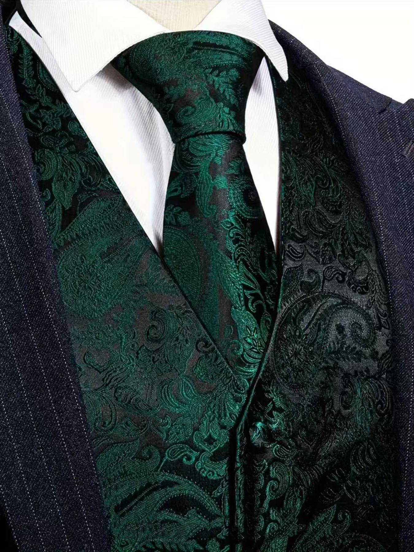 Herrväst paisley mönstrad set med slips och bröstnäsduk_voghion.com