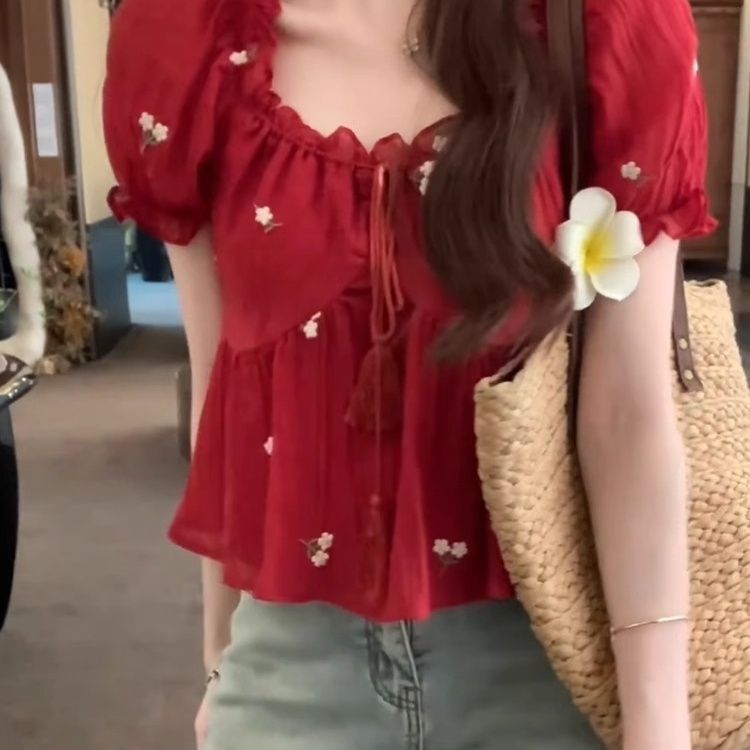 French-Style Sweet Embroidered Lace-Up Tassel Puff Shirt, Summer Fragrant Pleated Patchwork Loose Top, Red Off-Shoulder French-Style Sweet Embroidered Lace-Up Tassel Puff Shirt, Summer Fragrant Pleated Patchwork Loose Top, Red Off-Shoulder