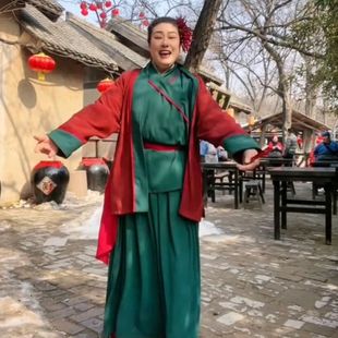 ���b��С�������fý���_��ƽ������r��Ѿ��ͬ����Ů�ݳ�������