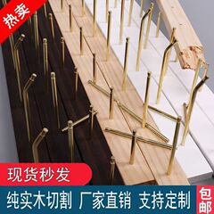 アクセサリーの靴下の展示棚の壁の上の木のアクセサリーのフックのネックレスの帽子のマフラーの実木の展示壁は予約を支持します。