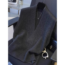 灰色v领针织毛衣马甲背心女春秋高级感叠穿坎肩无袖短款马夹上衣