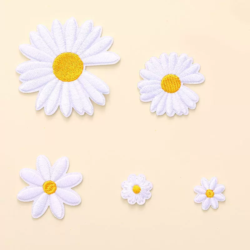 现货跨境热销小雏菊电脑刺绣布贴潮流服饰绣花补丁贴自产自销批发