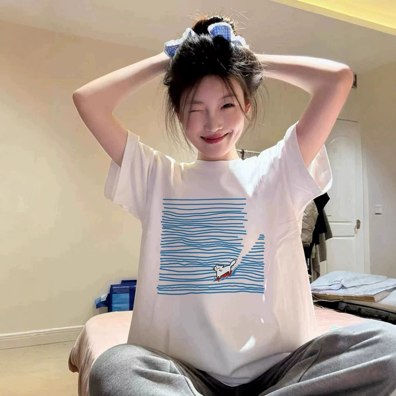 100% pure cotton Korean style fun cat surfing print short-sleeve T-shirt for women, summer loose casual student ins top 100% pure cotton Korean style fun cat surfing print short-sleeve T-shirt for women, summer loose casual student ins top