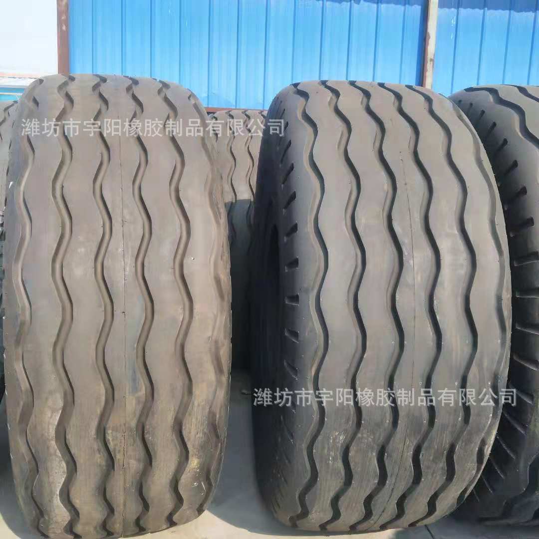 28层级真空加厚18.00-25沙漠运输车 轮胎E7花纹