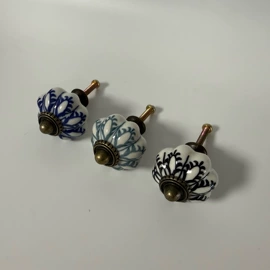 家具拉手;牙刷架;拉手