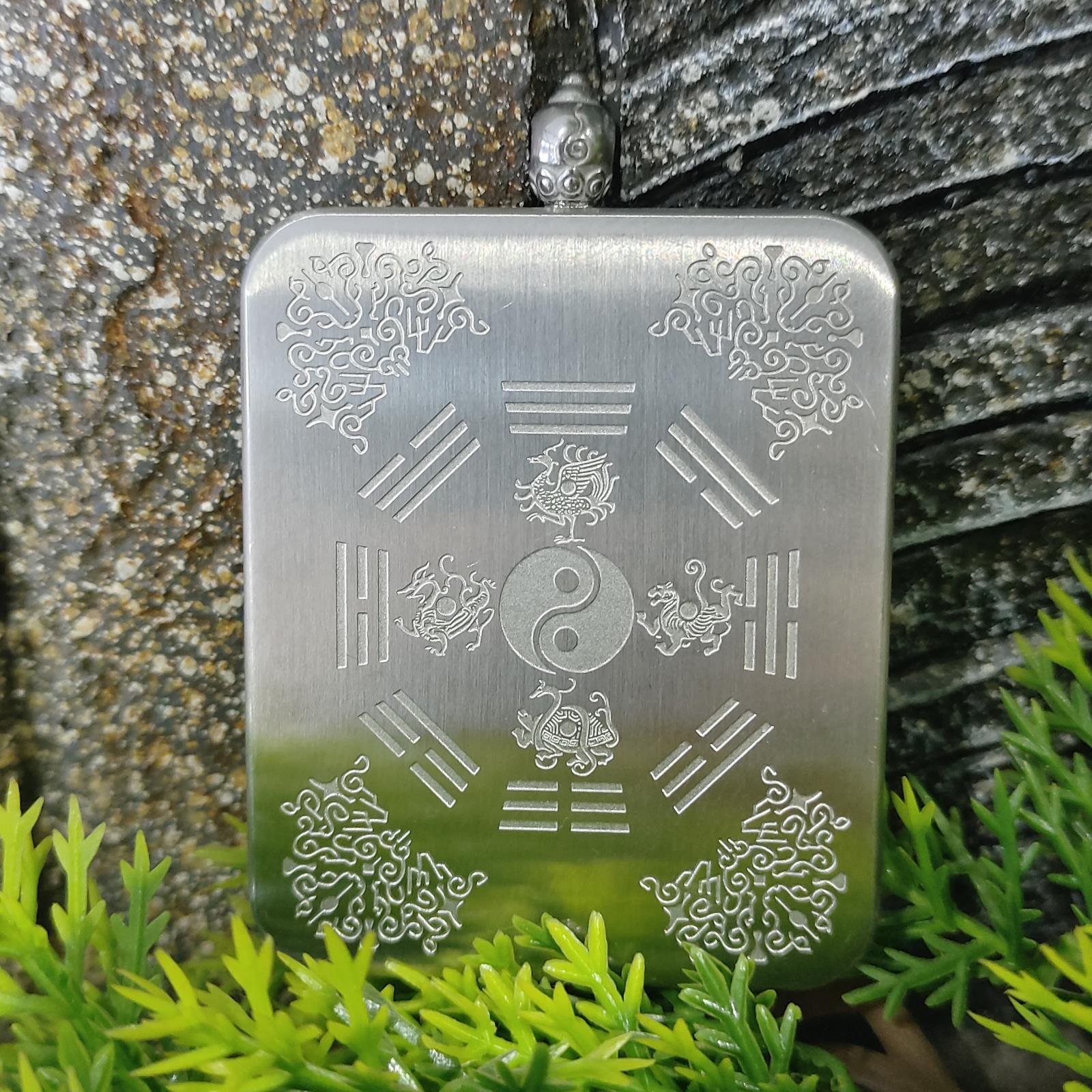 신제품 민족 스타일 스퀘어 티타늄 스틸 비 퇴색 THANGKA 펜던트 남성과 여성의 티베트 스타일 정착 가능한 피겨 펜던트