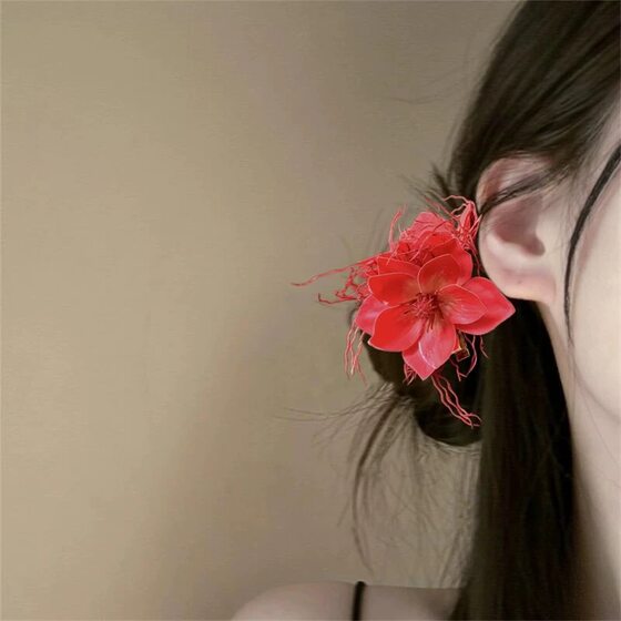 Hua Jian Zi! Sweet dragon whiskers jasmine hairpin! Ambient bangs clip seaside photo edge clip hair iron headdress