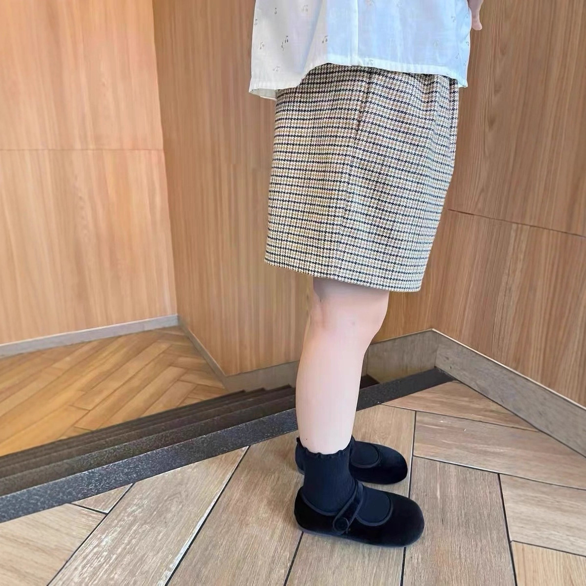 25秋冬新款女大童千鸟格短裤儿童格子百搭羊毛混纺宽松系扣裤子