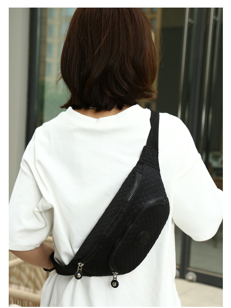 Women's Basic Solid Color Nylon Waist Bags display picture 6