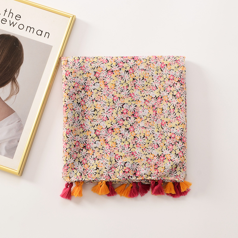 2022 estilo coreano Venta caliente elegante dulce floral impreso algodón y lino sensación bufanda de seda artística mantón viaje foto Decoración