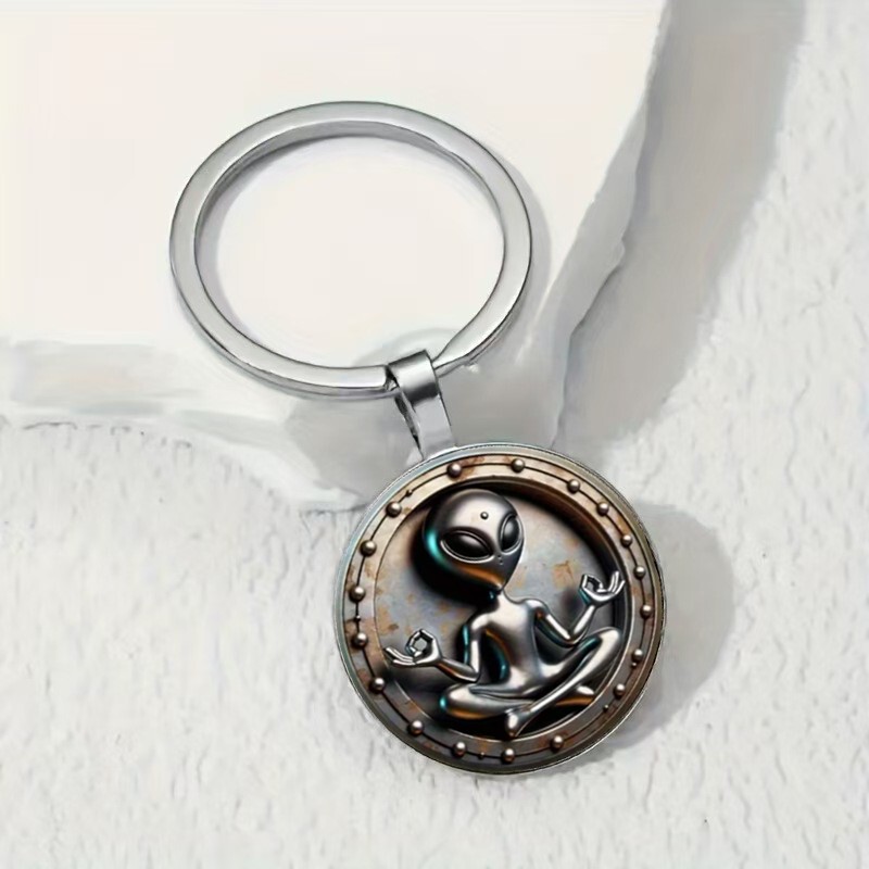 Fashionable and Unique Foreign Trade Hot-Selling Alien-Themed Round Glass Alloy Keychain Pendant Car Backpack Accessory Fashionable and Unique Foreign Trade Hot-Selling Alien-Themed Round Glass Alloy Keychain Pendant Car Backpack Accessory