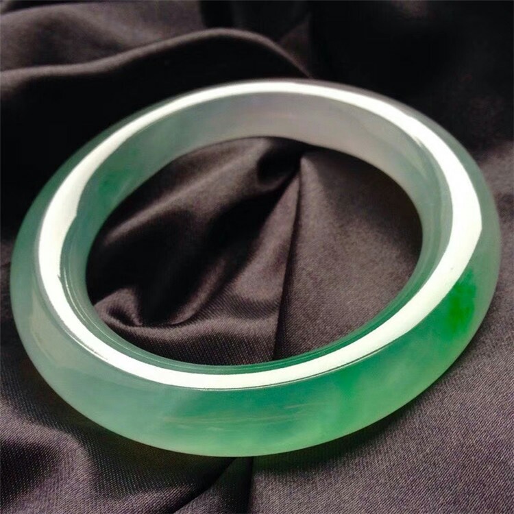 Naturlig burmesisk type A Jadeite armbånd Jade armbånd_voghion.com