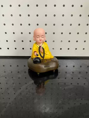 Car ornaments | Desktop Ornaments - color-box-packaging-charging-little-monk-yellow-6-songs-card