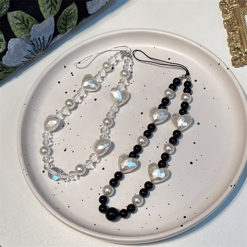 Ins style European and American black and white beaded mobile phone chain sweet cool cold style mobile phone case lanyard women's bag pendant short style hanging