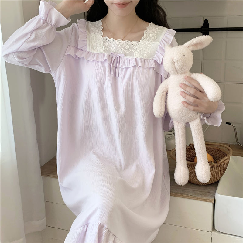 연한 보라색