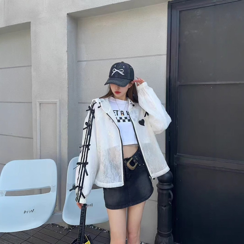 European-made sunscreen clothing women's 2025 spring and summer new style personalized sleeves bar bow decoration love soft yarn air conditioning shirt