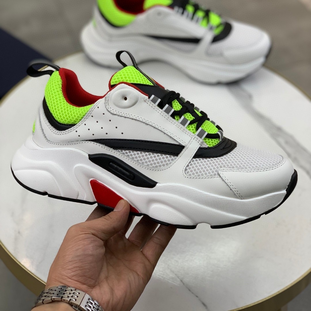 흰색 + 밝은 노란색