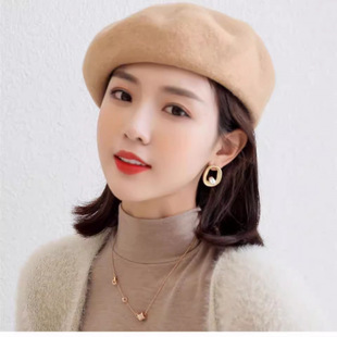 Hat and Wig Combo for Women, Shoulder-Length Short Hair, Trendy Wool Beret Wig, Versatile Short Hair Headpiece for Autumn and Winter