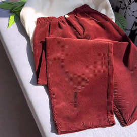 红色灯芯绒阔腿裤子女秋季2025新款今年流行爆款小个子宽松直筒裤