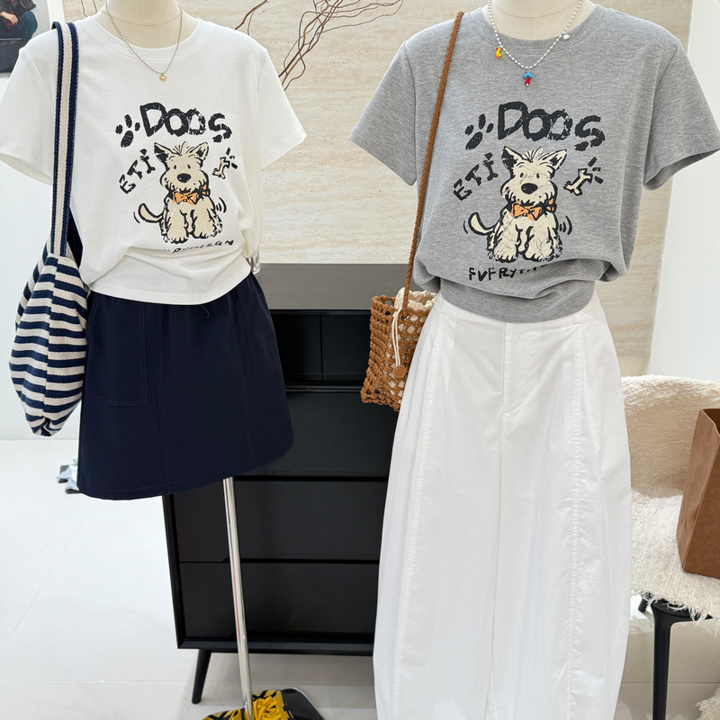 韓国の新しい夏スタイルのかわいい子犬の漫画プリント半袖Tシャツ、フェミニンでスリムなラウンドネック、多用途のトップス|undefined