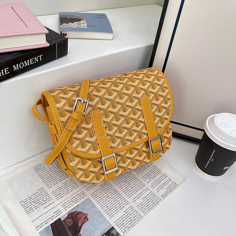 New Goyard Dog-Tooth Messenger Bag, Single-Shoulder, Hand-Held, Crossbody Women's Bag, Printed Classic Small Square Bag, Saddle Bag New Goyard Dog-Tooth Messenger Bag, Single-Shoulder, Hand-Held, Crossbody Women's Bag, Printed Classic Small Square Bag, Saddle Bag