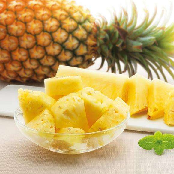 Hainan Golden Diamond Pineapple, Fresh Fruit, Hand-Torn Milk Pineapple with a Sweet and Juicy Taste, Freshly Picked and Packed, Super Sweet