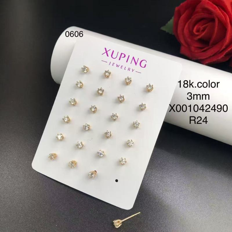 Xuping Jewelry Moda, simple y versátil, cuatro garras y seis garras, pendientes de circón simples, desplazamientos diarios, pendientes pequeños exquisitos al por mayor
